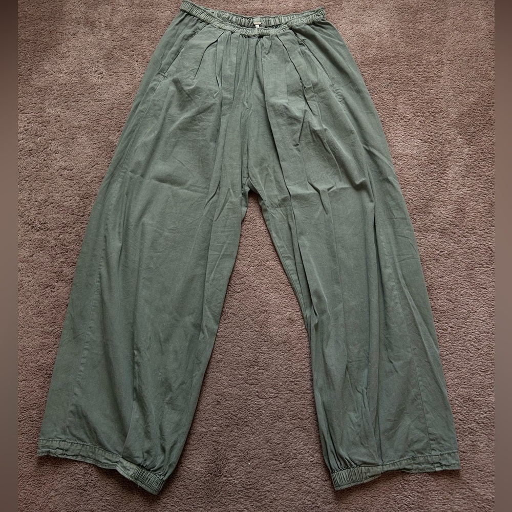 Free People pleated paperbag pant